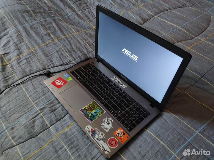 Ноутбук Asus x550c