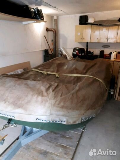 Лодка моторная, надувная (комплект)