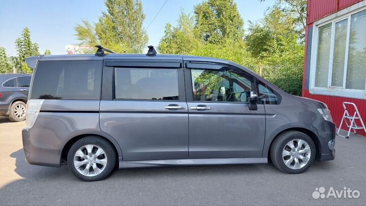 Багажник на крышу LUX для Honda Stepwgn