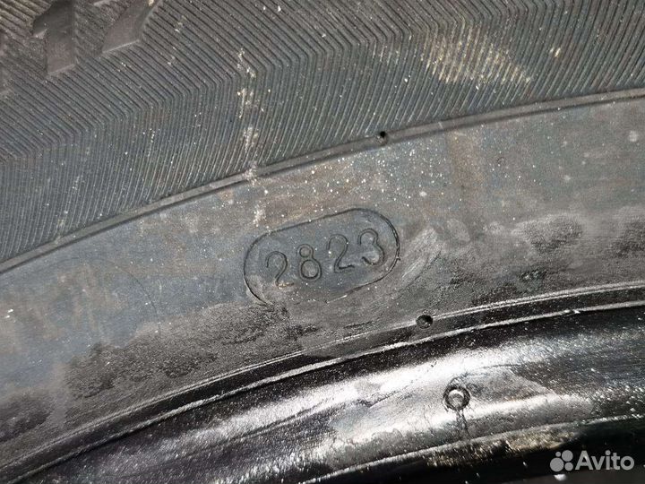 Viatti Brina Nordico V-522 215/55 R17