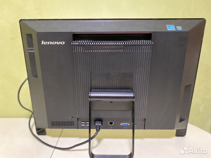 Lenovo S710 i3-3240 3,4 GHz/8Gb/120Gb SSD