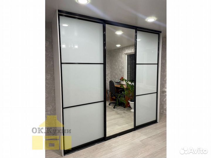 Шкаф распашной