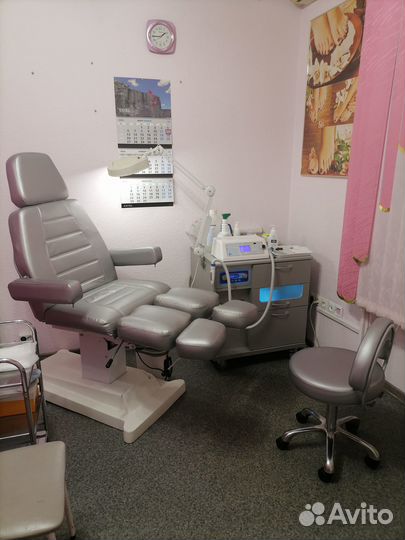 Сдаются в аренду рабочие места в салоне красоты