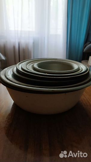 Эмалированный таз