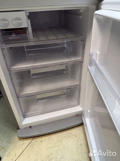 Холодильник бу lg