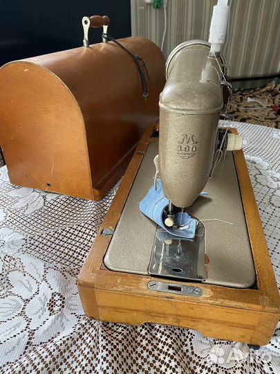 Швейная машина Подольск ручная