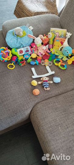 Игрушки для малышей бу