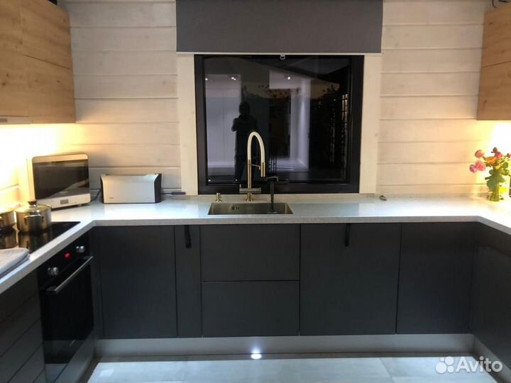 Кухни под заказ / Любые размеры и дизайн