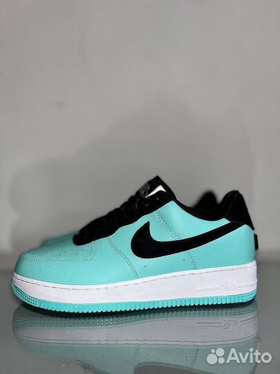 Кроссовки Nike