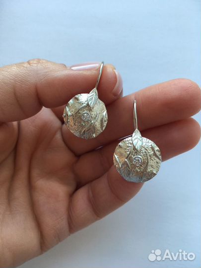 Крупные серебряные серьги