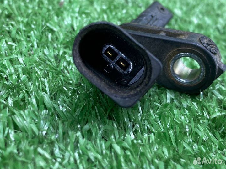 Датчик ABS передний левый 4891