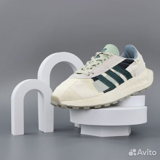 Кроссовки adidas retropy e5