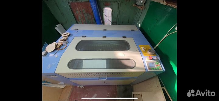 Продам лазерный станок для работы senfeng SF-960