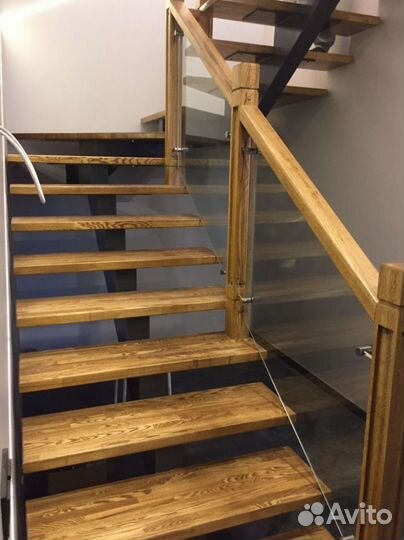 Лестница из лиственницы