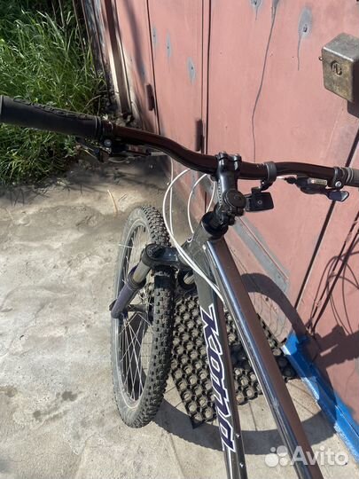 Велосипед kona