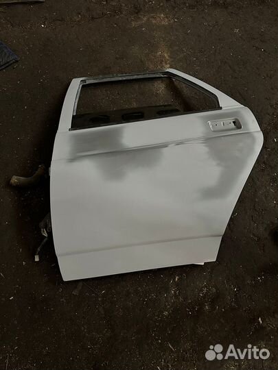 Дверь priora задняя левая