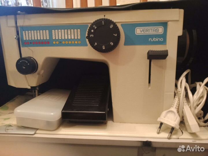 Швейная машина Veritas