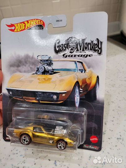 Hot wheels 1:64 68 corvette GAS monkey garage