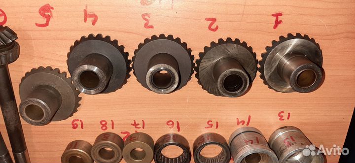 Запчасти к лодочному мотору Вихрь