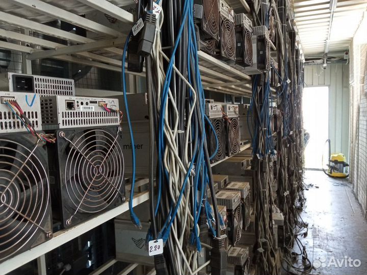 Асик майнер Antminer S19 PRO hydro 184 TH/s