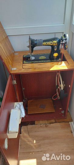 Швейная машинка