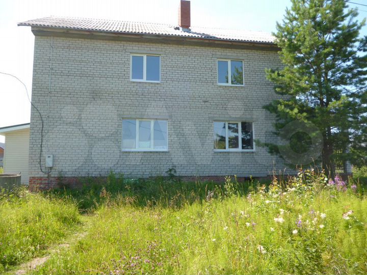 Дом 200 м² на участке 20 сот.