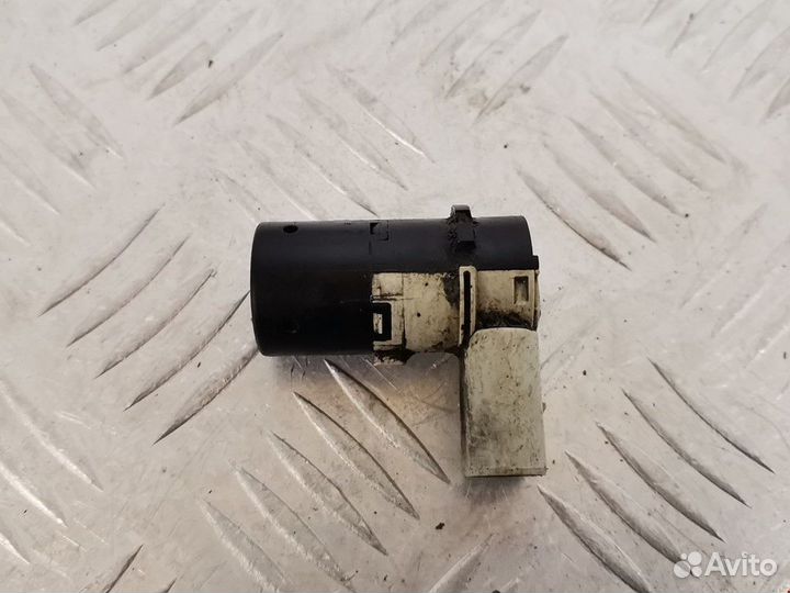 Датчик парктроника seat Alhambra рест. 2004