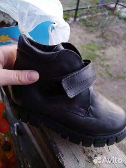 Зимние ботинки новые 29 размер отдам