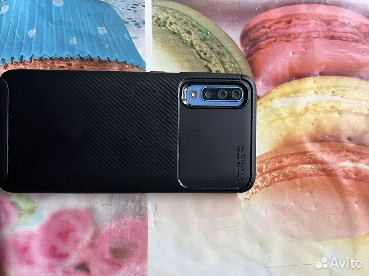 Samsung Galaxy A70, 6/128 ГБ