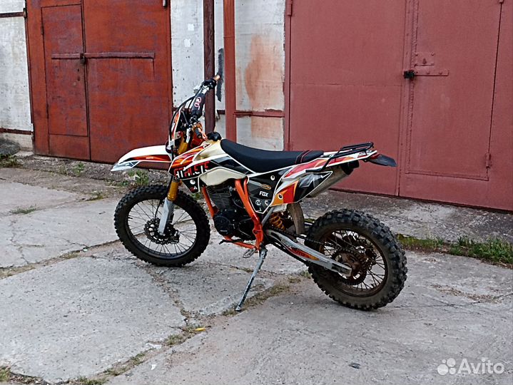 Regulmoto Athlete 250