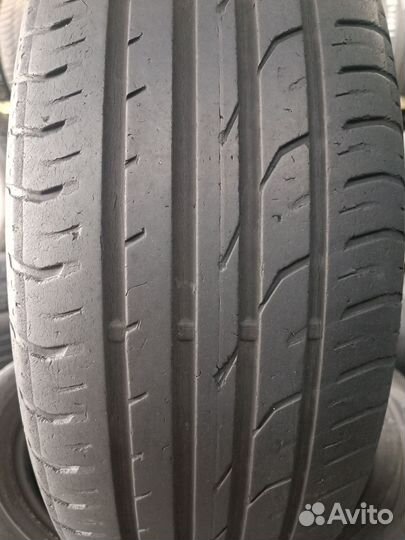 Continental ContiPremiumContact 2 215/60 R17 96H