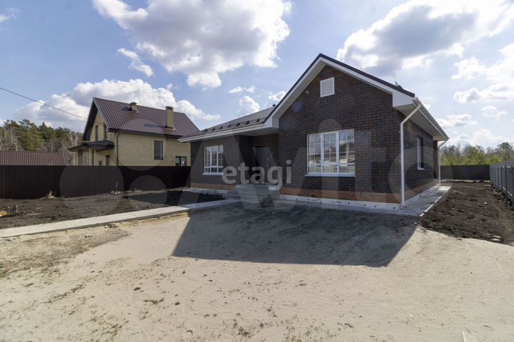 Дом 131 м² на участке 6 сот.