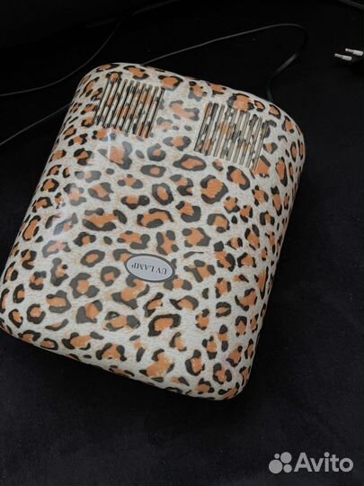 Уф лампа для ногтей