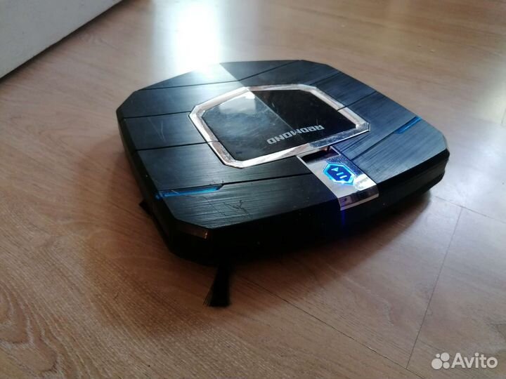 Робот пылесос Redmond rv 250