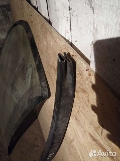 Усилитель бампера toyota corolla 95