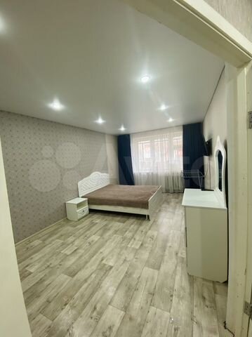 2-к. квартира, 65 м², 1/5 эт.