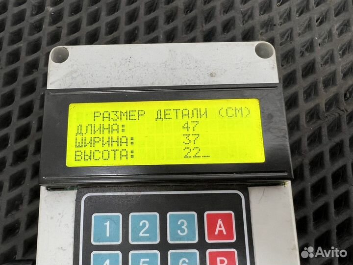 7421487685 Суппорт передний правый