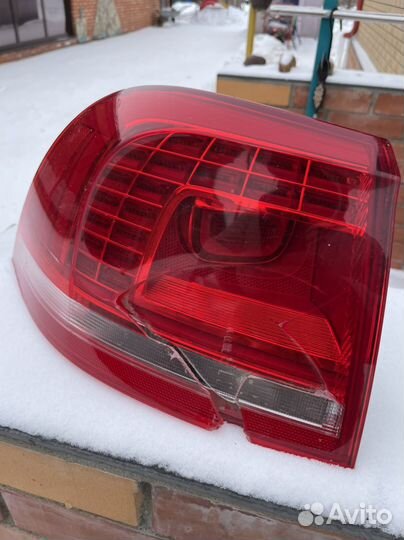 Фонарь задний левый volkswagen туарег 2012 г