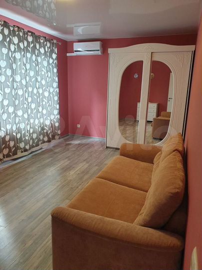 2-к. квартира, 58 м², 8/10 эт.