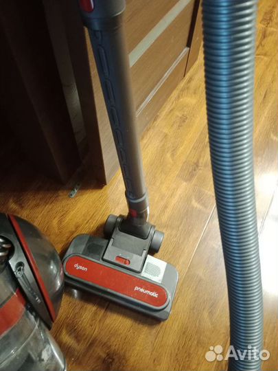 Пылесос Dyson
