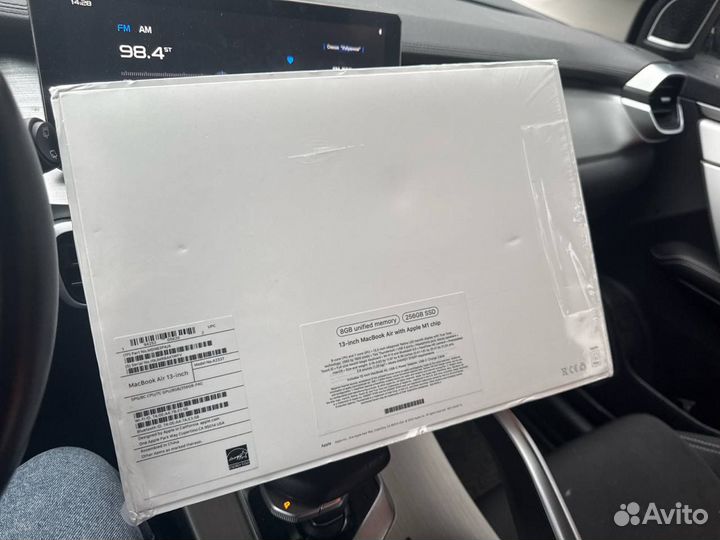 Macbook air 13 8/256 m1 space gray