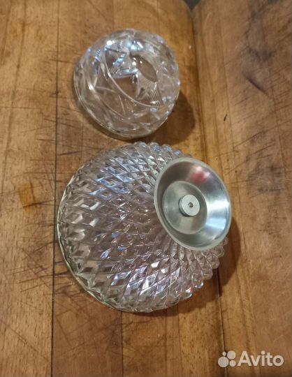 Хрустальные вазы, пепельница