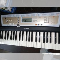 Синтезатор yamaha PSR R200