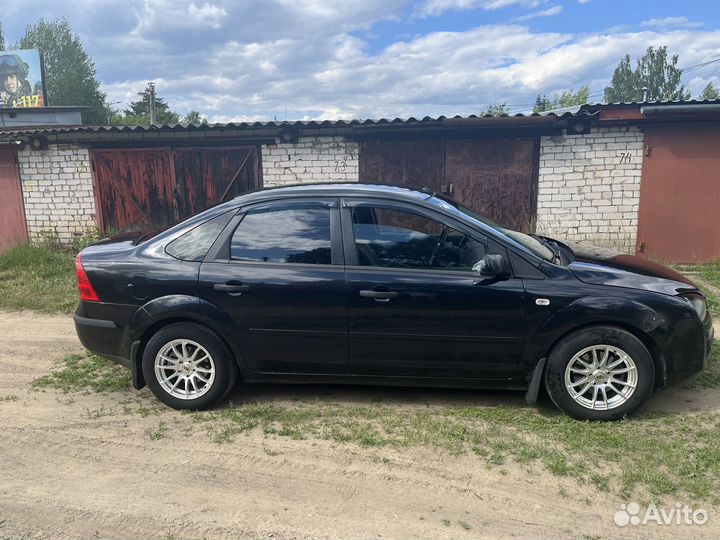 Ford Focus 1.6 МТ, 2007, 152 858 км