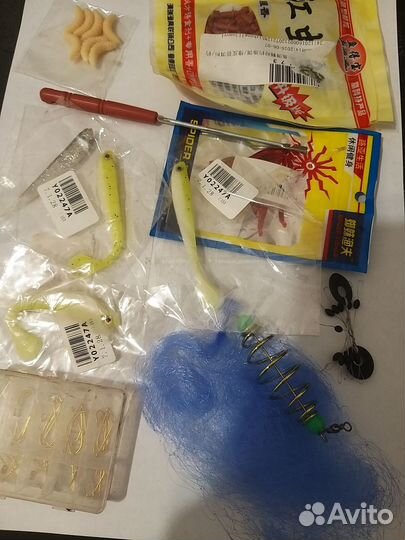 Твистеры, крючки и тд. Цена за все