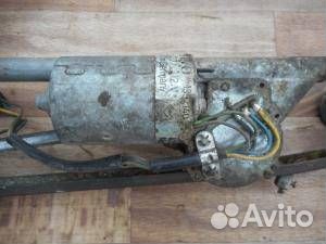 Моторчик стеклоочистителя передний Volvo 960 1994