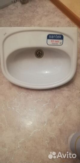 Вовая раскладушка и раковина новая. Продам