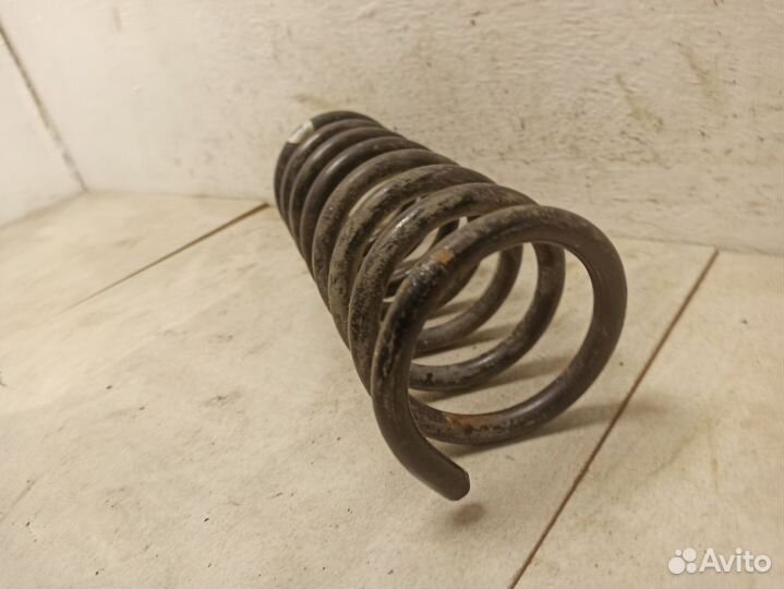 Пружина задняя 8200708061 Рено