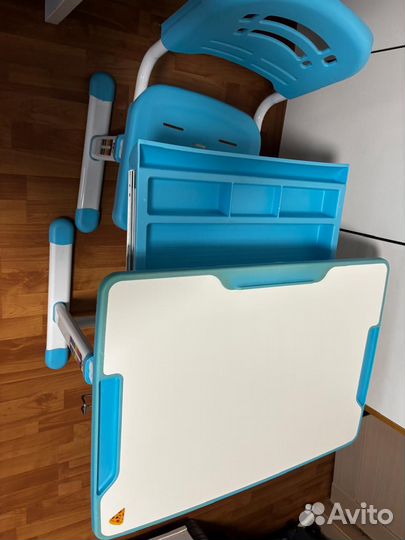 Растущая парта и стул