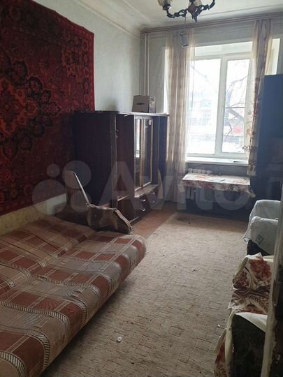 Комната 13 м² в 4-к., 2/3 эт.